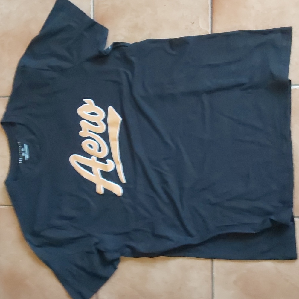 Aeropostale T-shirt men's size XL
